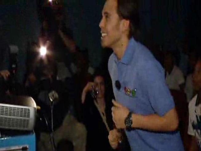 Apolo Ohno and the Century Council bring interactive and educational games to Chicago's Smith Elementary School.