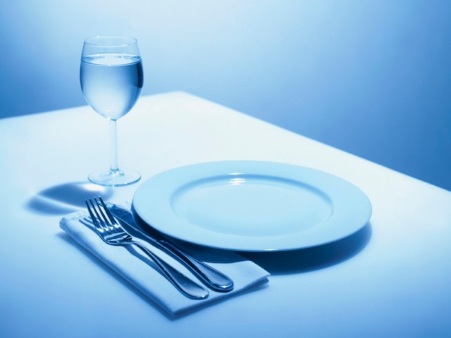 Food Reporter Disses Bloggers