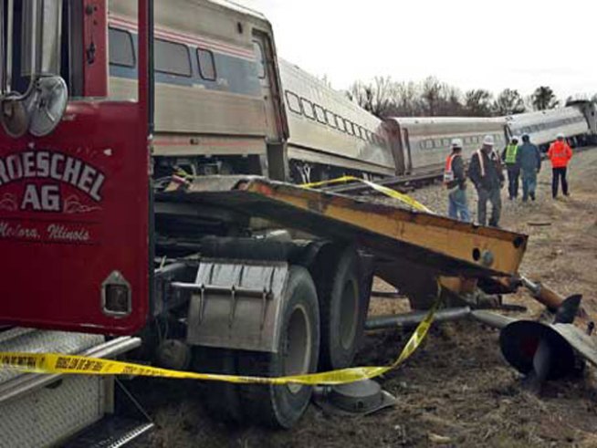 Amtrak Train En Route to St. Louis Hits Big Rig