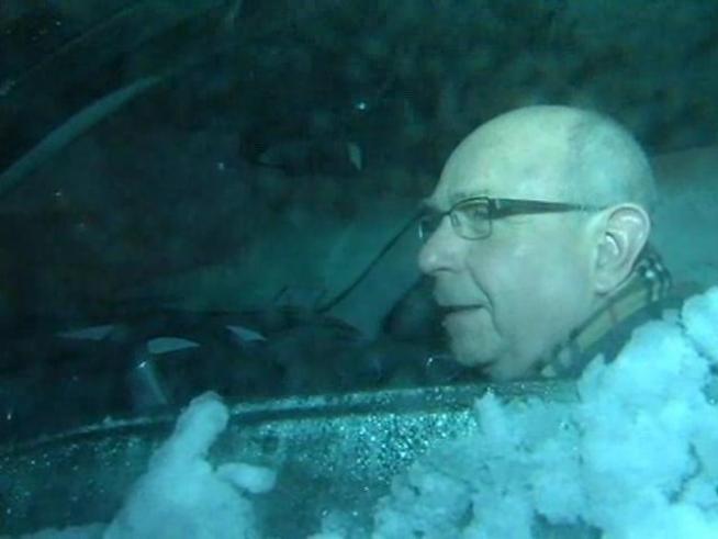 Driver Glenn Tylutki explains the decision that ultimately got him stranded in his car on Lake Shore Drive.