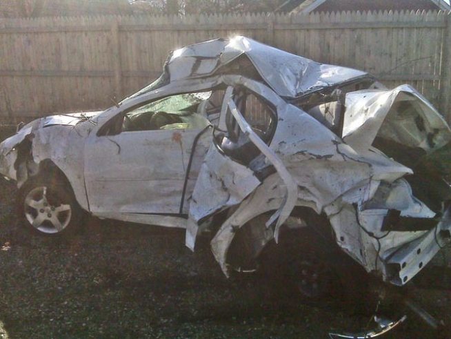 2 Teens Killed in Crash; 15-Year-Old in Driver's Seat