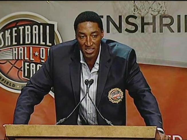 Scottie Pippen will be presented by his former Chicago Bulls teammate when he is inducted into the Hall of Fame.