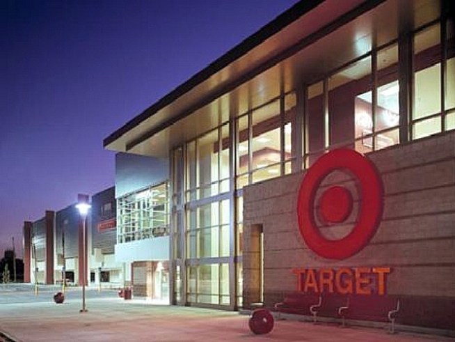 woman has head crushed in automatic door