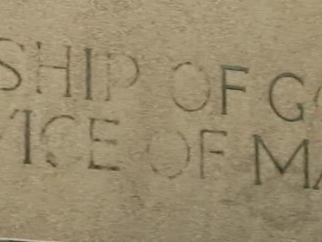 Dozens of bronze letters that adorned the east and west entrances of the landmark Unity Temple in west suburban Oak Park were stolen last week.