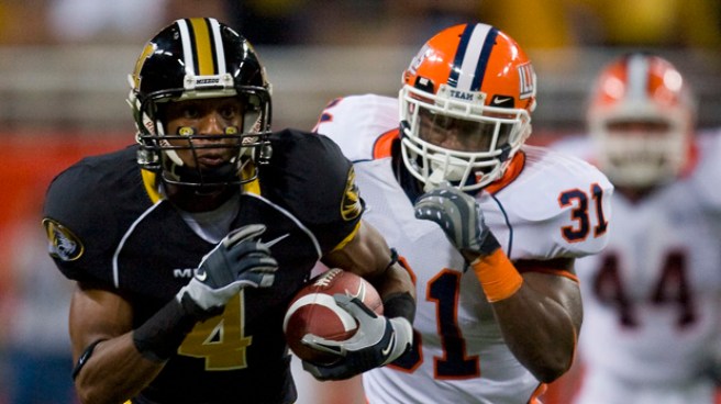Illinois Takes Ball, Goes Home