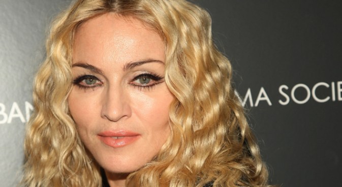 Madonna Visits Victims Of French Stage Accident