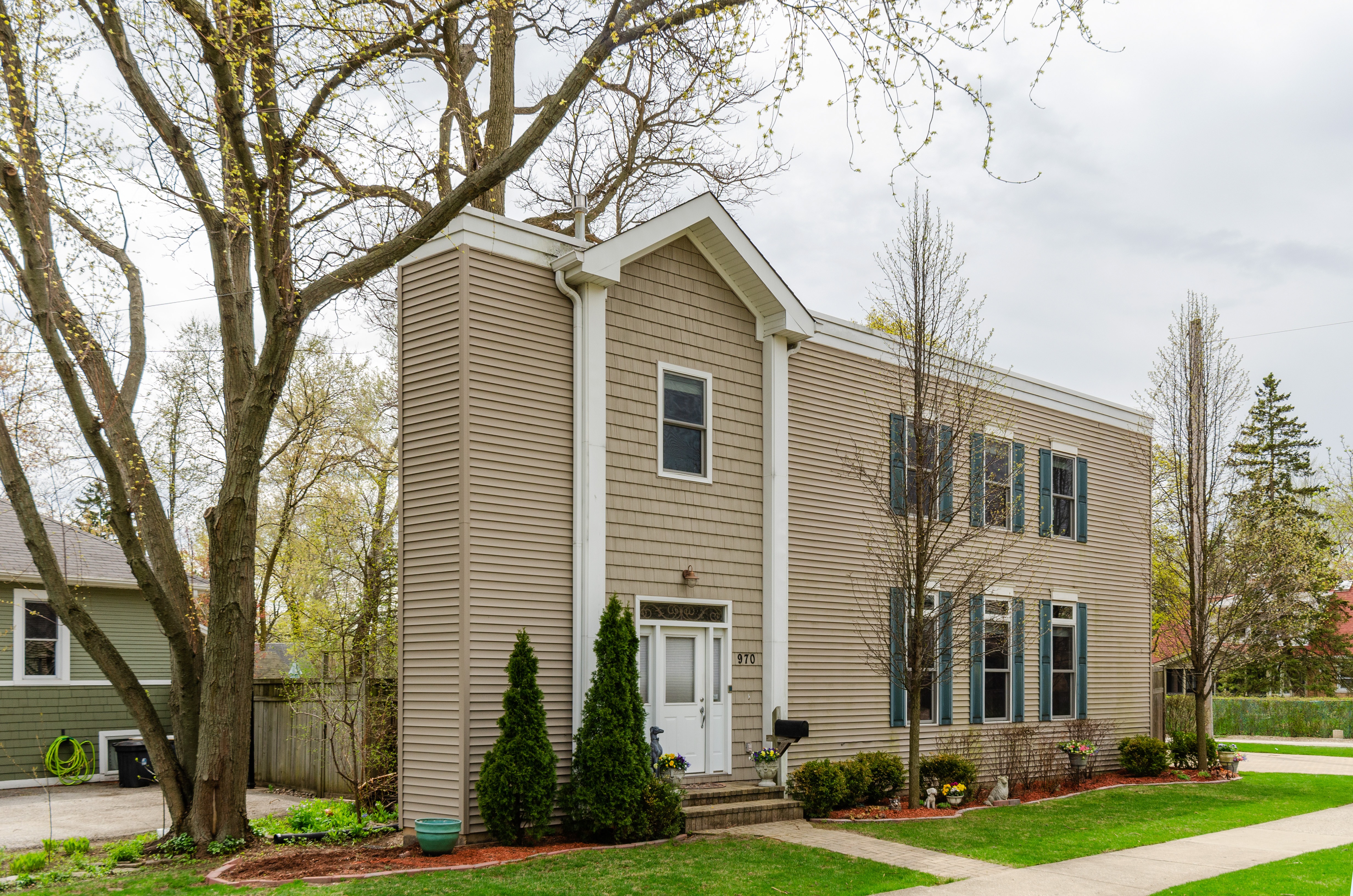 1305 deerfield carlisle See Inside Deerfield ‘Pie House’ On Market for $270K – NBC Chicago