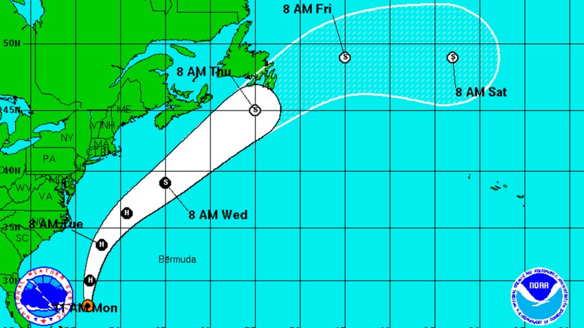 080414 hurricane bertha 11 am