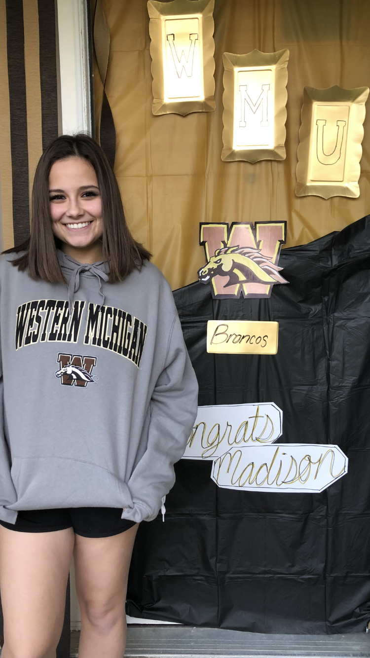 Madison McDonough<br>Andrew High School in Tinley Park, IL <br>Attending Western Michigan University in the fall and wants to major in Occupational Therapy