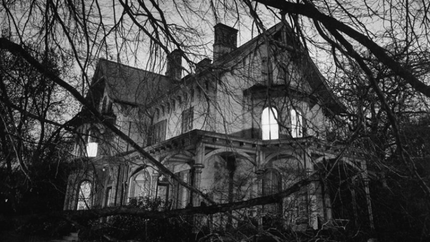 103008 Haunted House