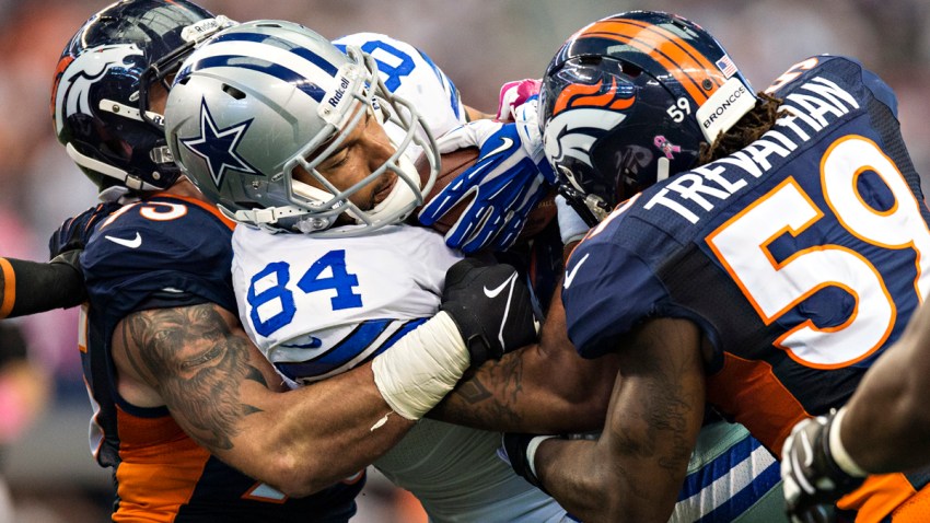 175889768WH011_BRONCOS_V_COWBOYS.JPG