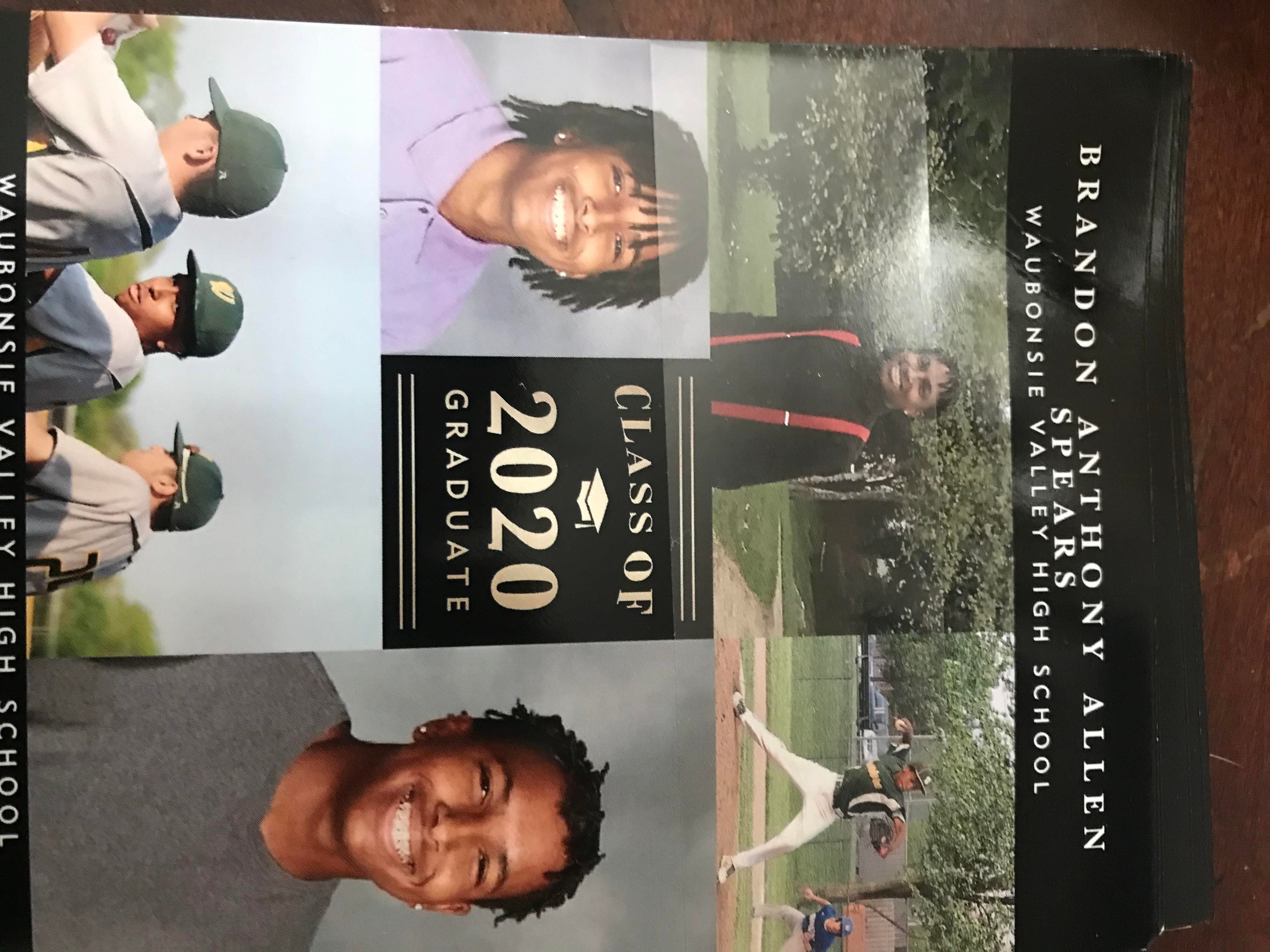 Taylor and Brandon Spears<br>Waubonsie Valley High School in Aurora<br>Attending College of Dupage with Brandon majoring in business and Taylor studying environmental science