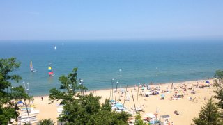 [UGCCHI-CJ]Beach, boats and blue sky (overlooking Lake Michigan cell pic view this afternoon from bluff at Lake