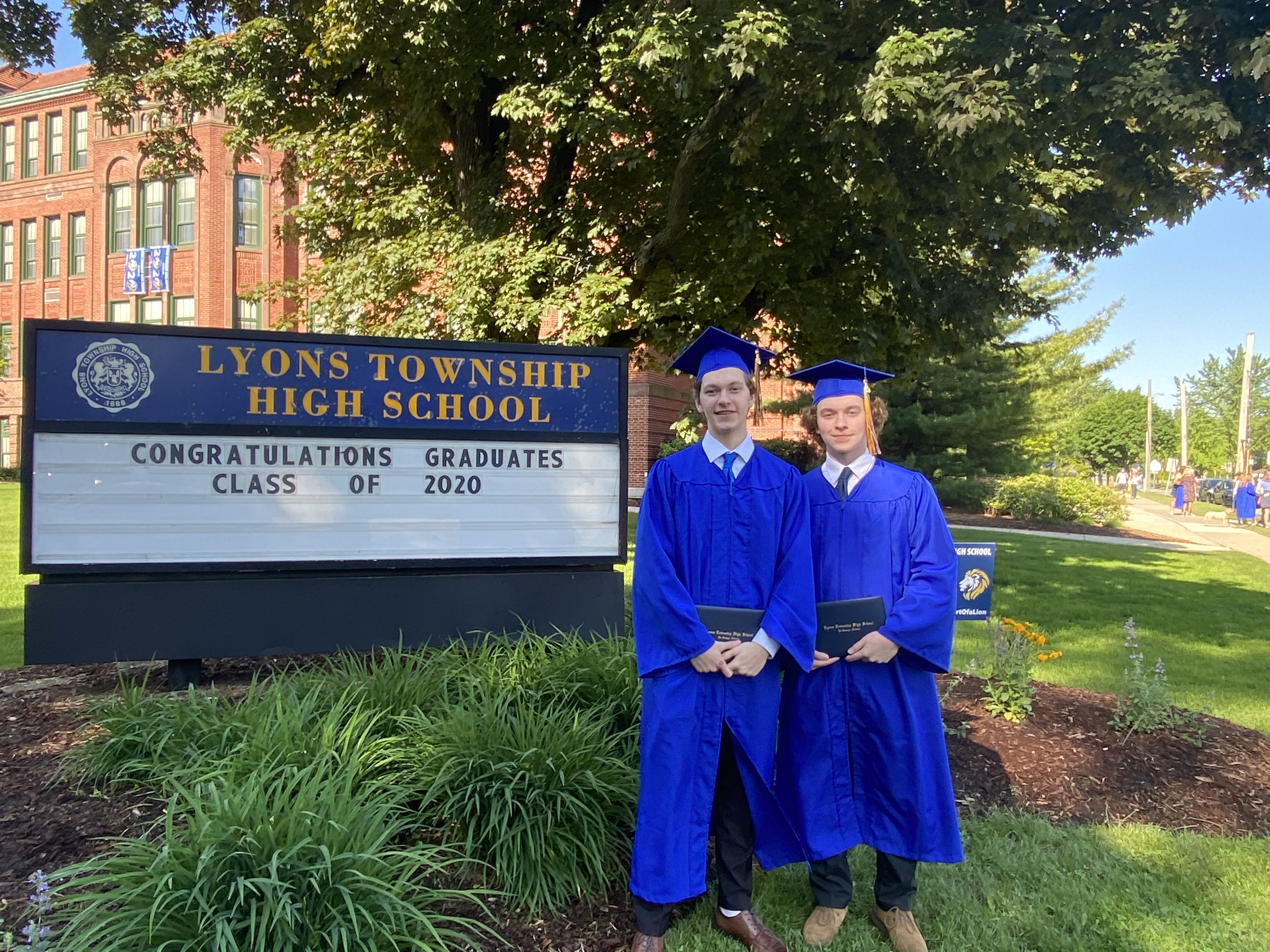 David and Jackson Minshall <br />
Lyons Township High School<br />
David will be attending the University of Colorado Boulder<br />
Jackson is off to the University of Wisconsin-Milwaukee to play hockey (goalie)
