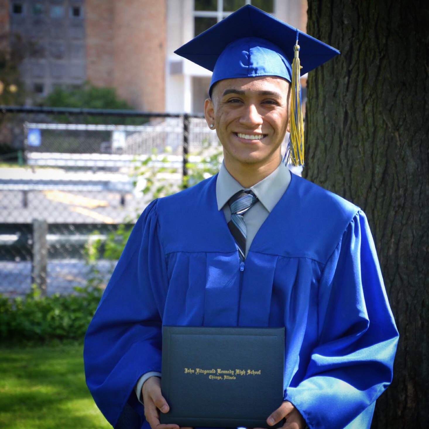 Adrian Arellano<br />
Kennedy High School in Chicago
