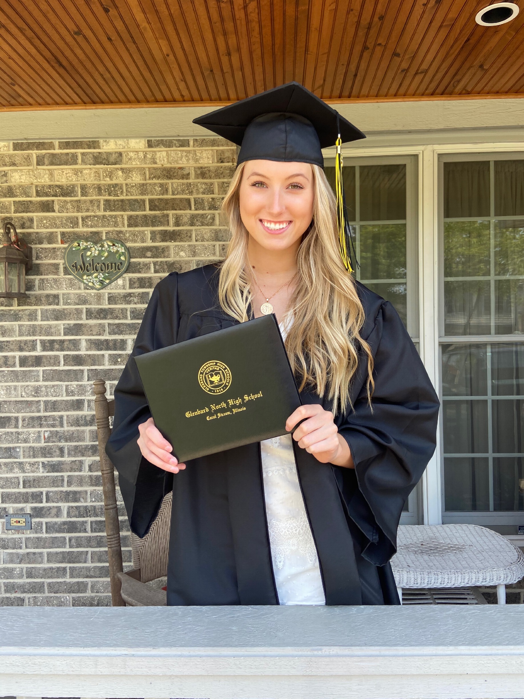 Kylie Sikorski<br>Glenbard North<br>Attending Grand Valley State University