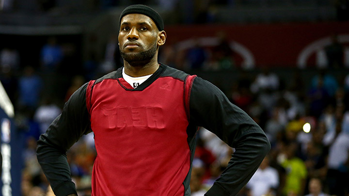 LeBron James and Others Impersonated By Verified Twitter Accounts