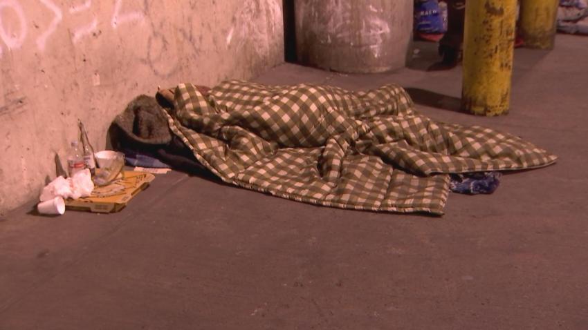 4P SOT HOMELESS - 00001920_32432991