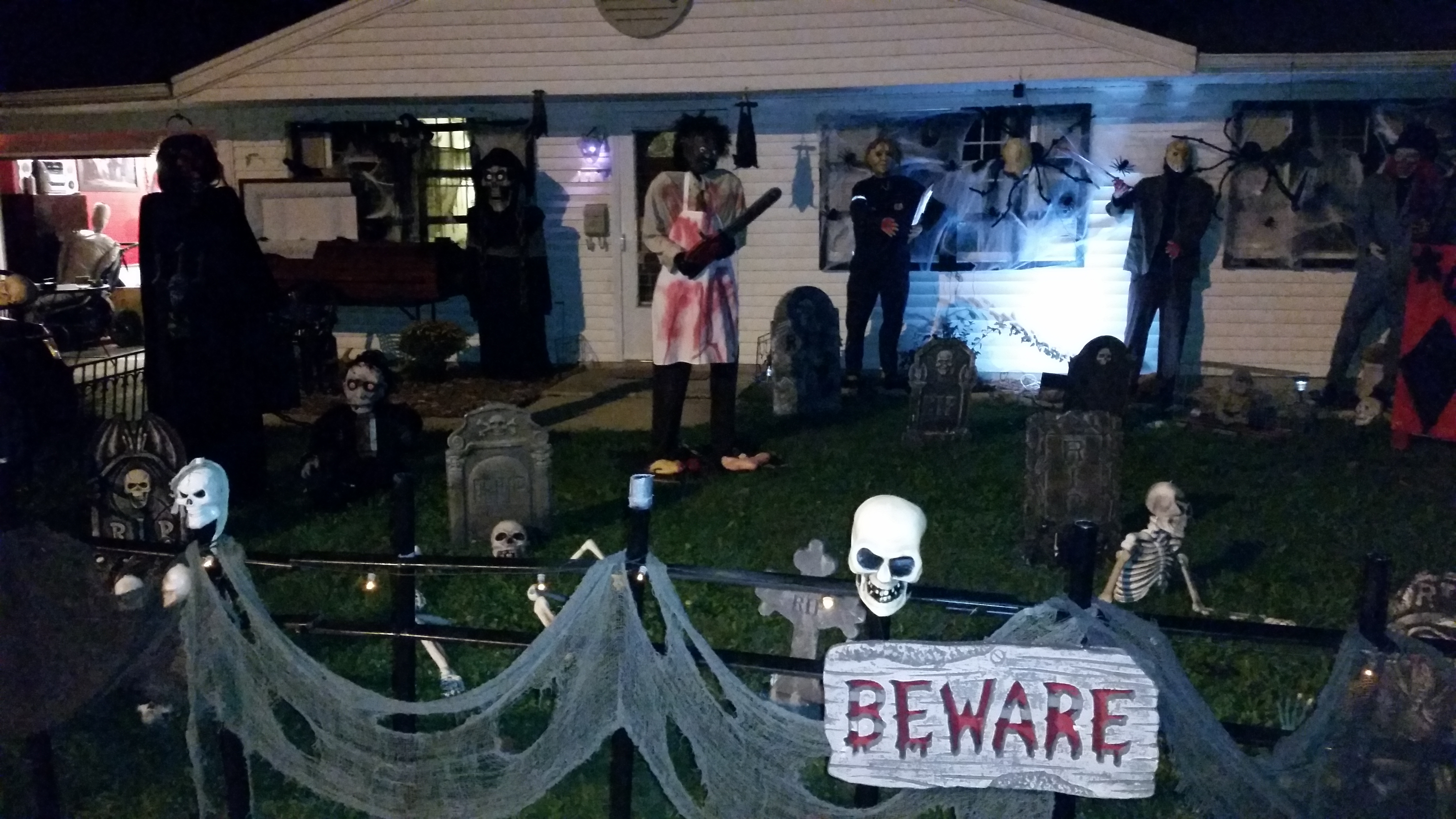 Spookiest Halloween Decorations in Chicago Area NBC Chicago