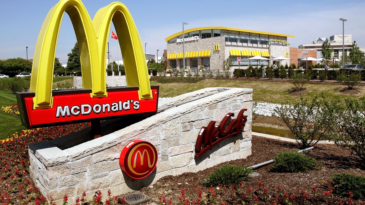 McDonald’s Grants Workers Paid Time Off to Receive COVID19 Vaccine