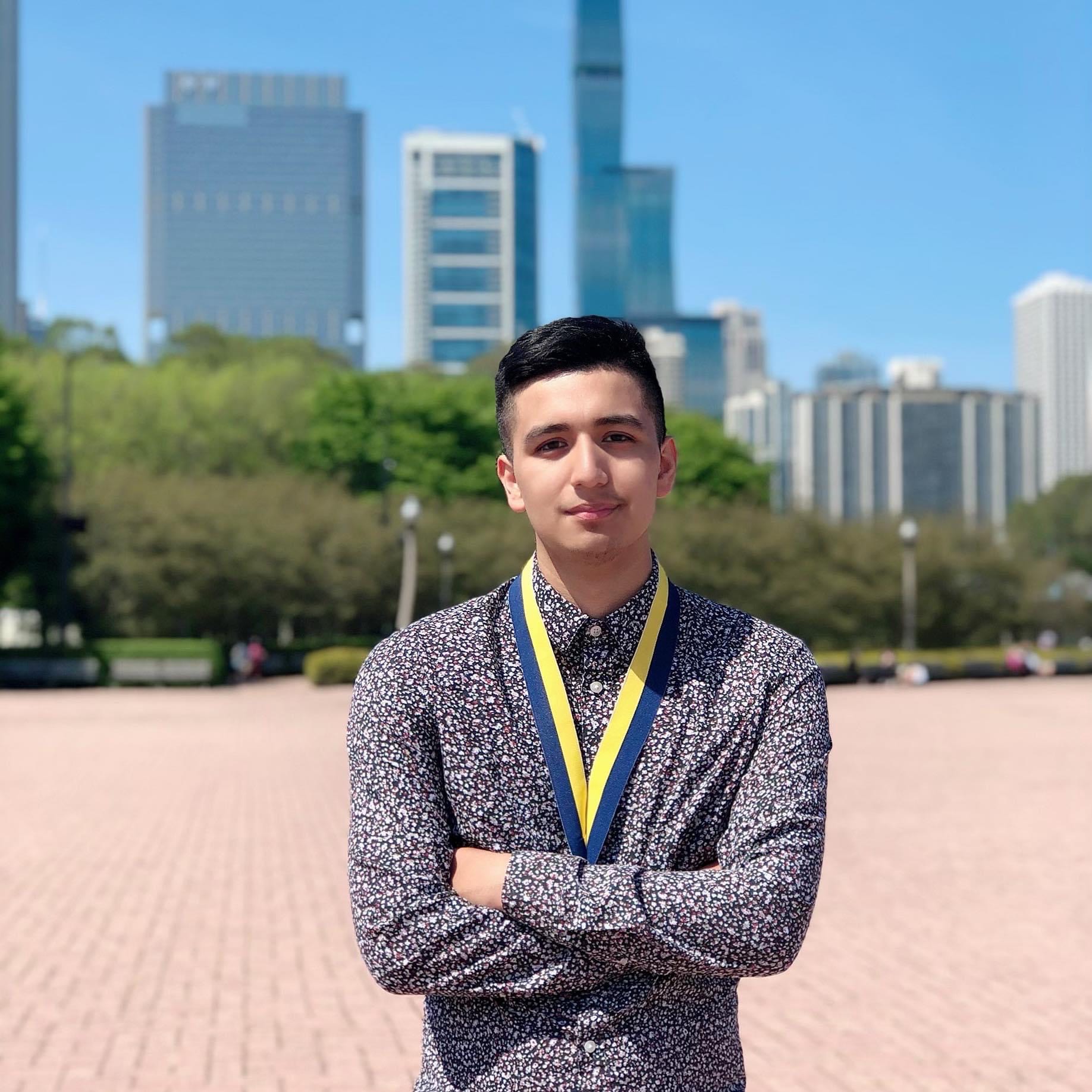 Alan Ramos<br />
Thornwood High School