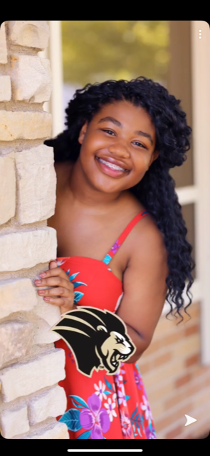 Laila Lond Homewood<br />
Flossmoor High School in Flossmoor<br />
Heading to Purdue University Northwest
