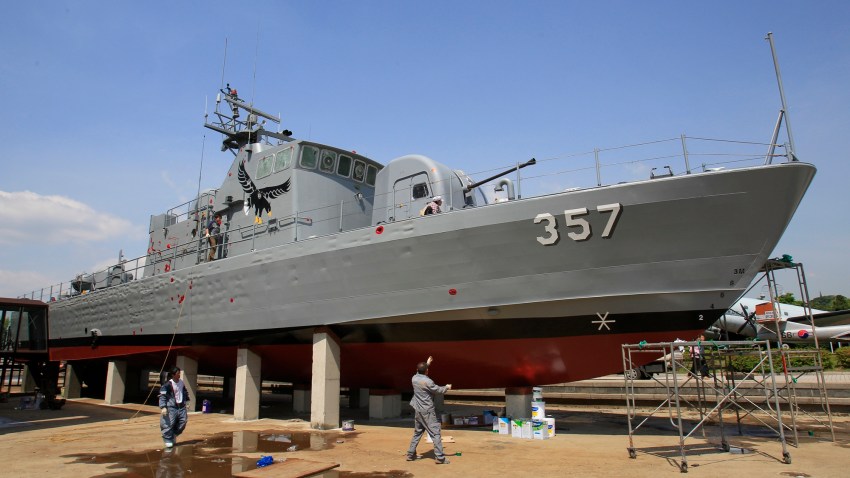 83011516