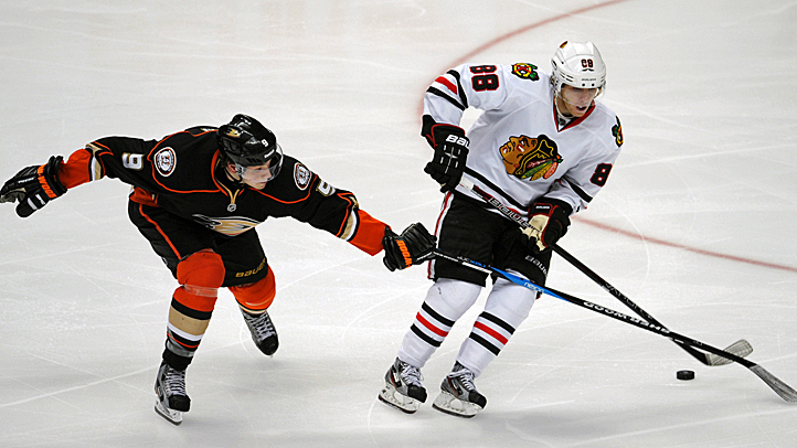Blackhawks Ducks Hockey