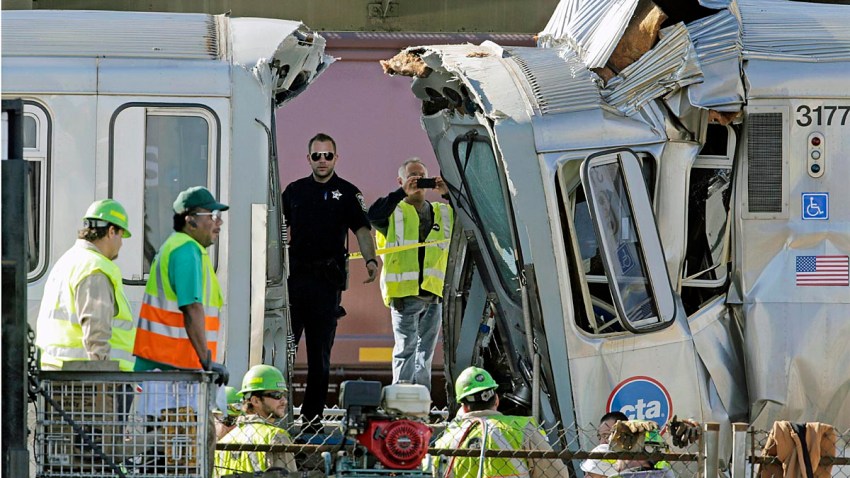 APTOPIX Chicago Train Crash
