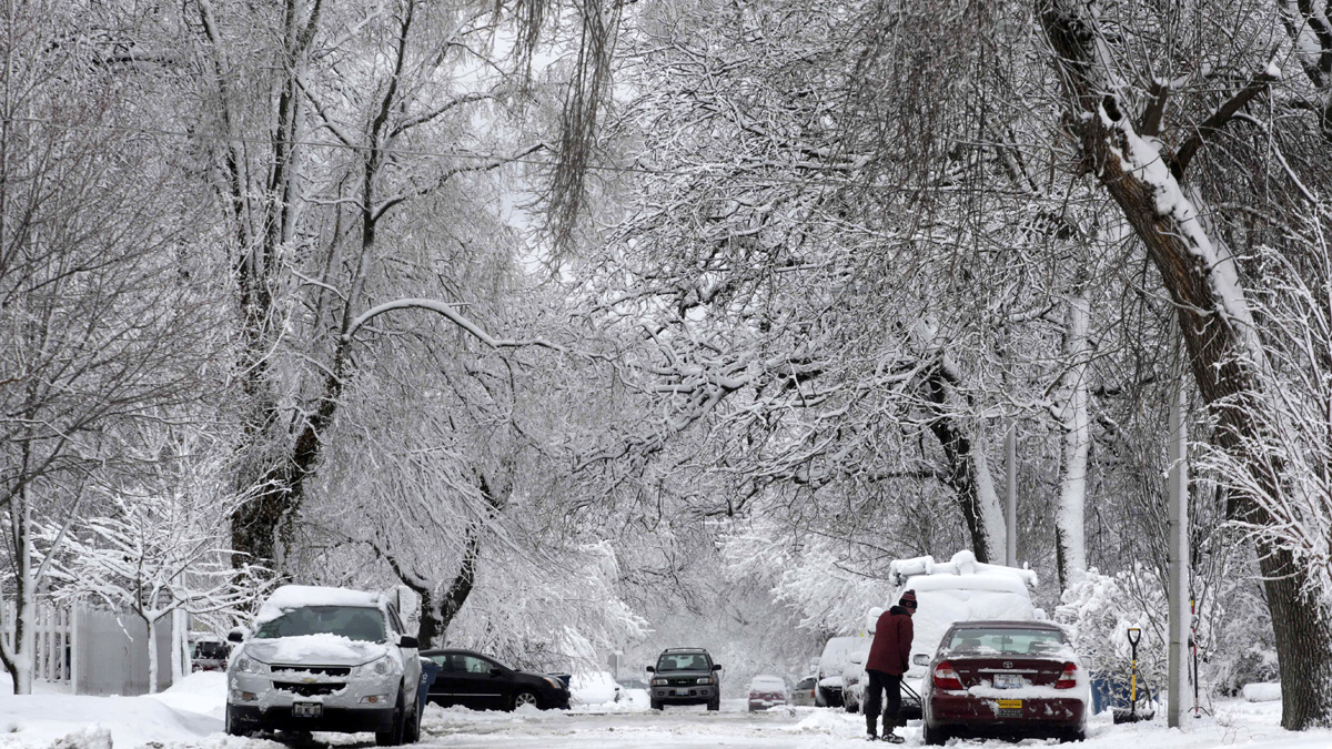 City of Chicago :: Winter Snow Parking Restrictions