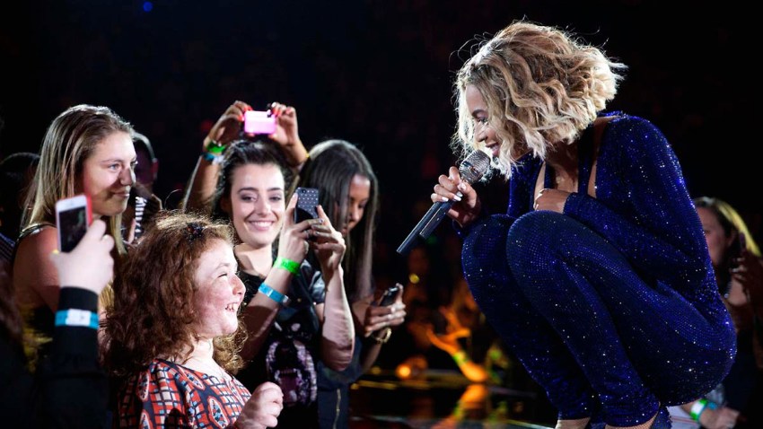 Beyonce Blind Fan beyonce web