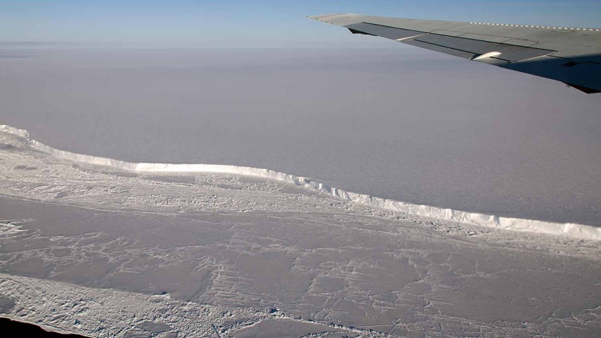 Brunt_Ice_Shelf_2011_D7000_DSC0745