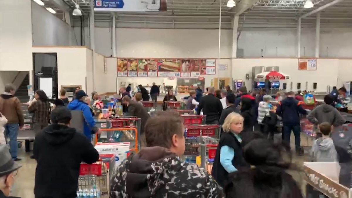 Watch Long Lines at Suburban Chicago Costco NBC Chicago