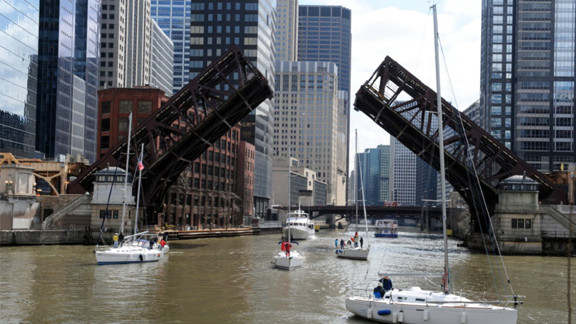A Sign of Fall in Chicago Bridge Lifts to Start in the City for Boats