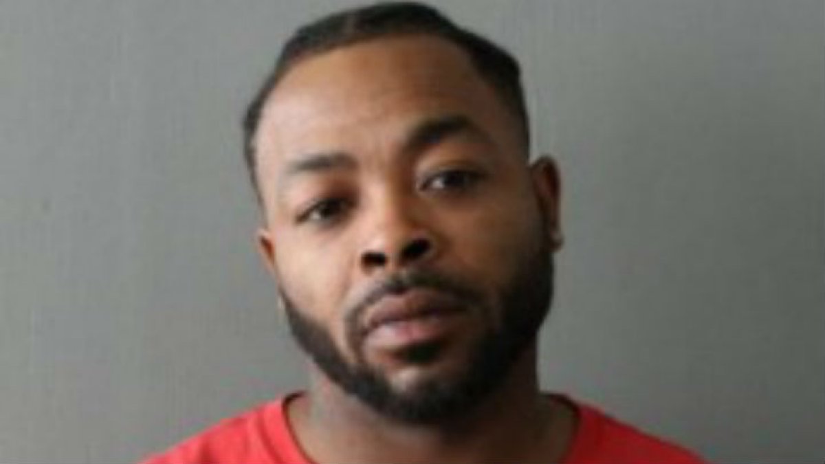 Man Charged in Englewood Shooting Told Police He Grabbed Gun ‘Out of