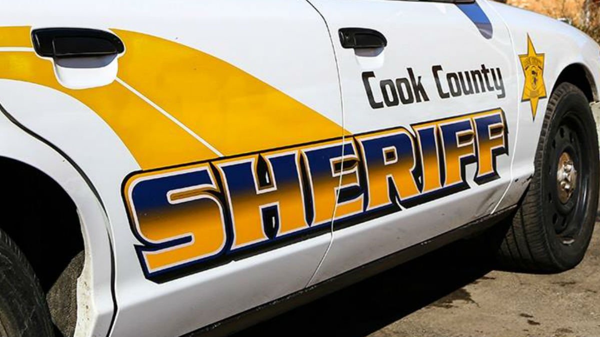 Charges pending for person in custody for off-duty Cook County Sheriff's deputy shooting death