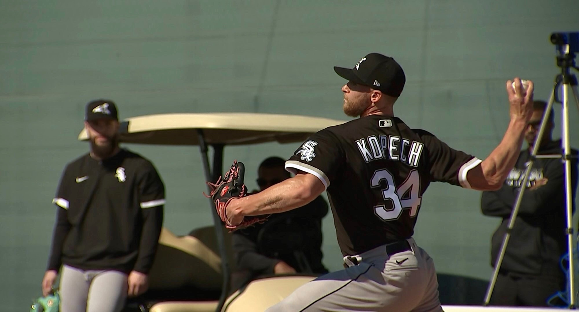 White Sox Pitchers and Catchers Report to Spring Training NBC Chicago