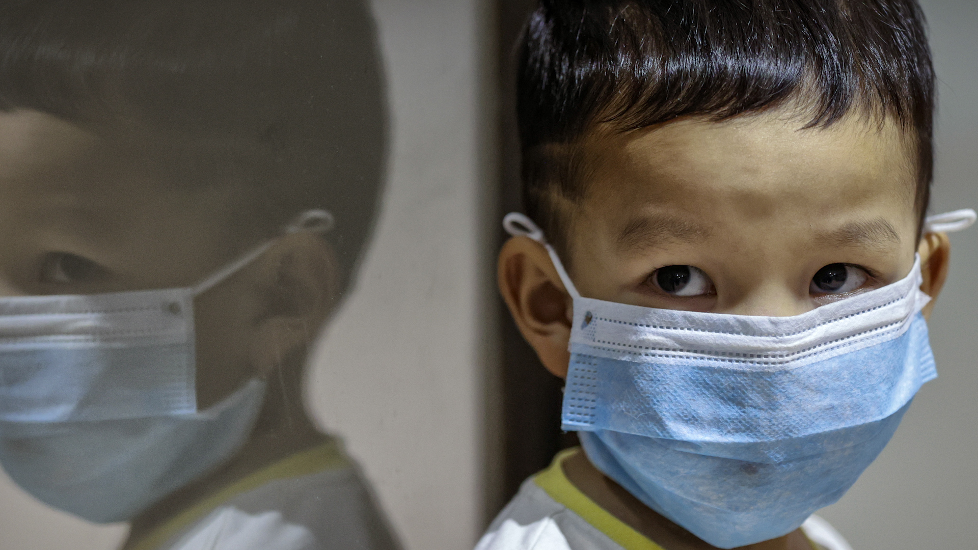 Download Teen Charged With Spraying Lysol At Walmart While Wearing I Have The Coronavirus Sign Police Nbc Chicago PSD Mockup Templates