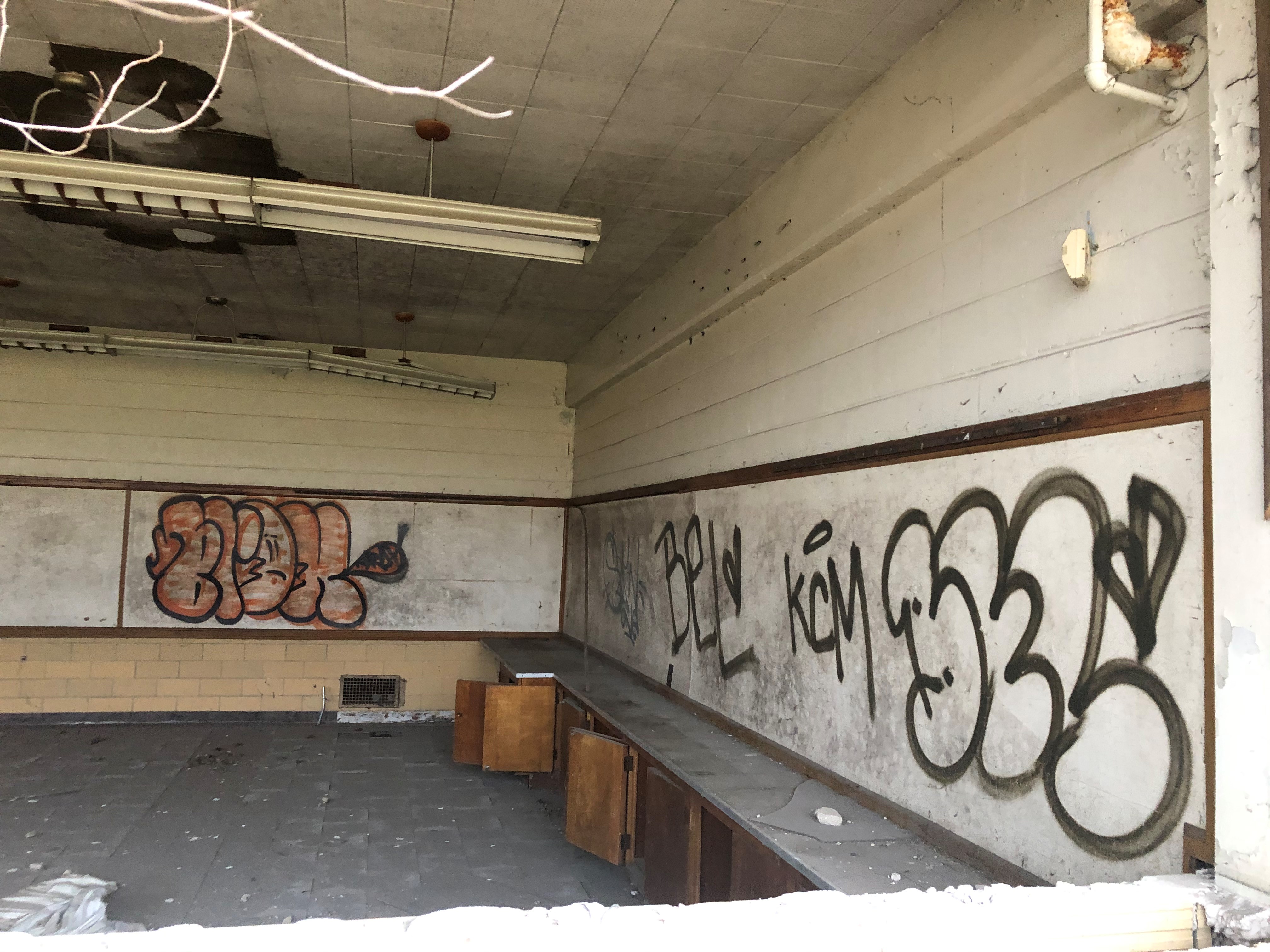 Ralphie’s house See Inside Abandoned, Dilapidated Gary Schools Mayor Wants Demolished