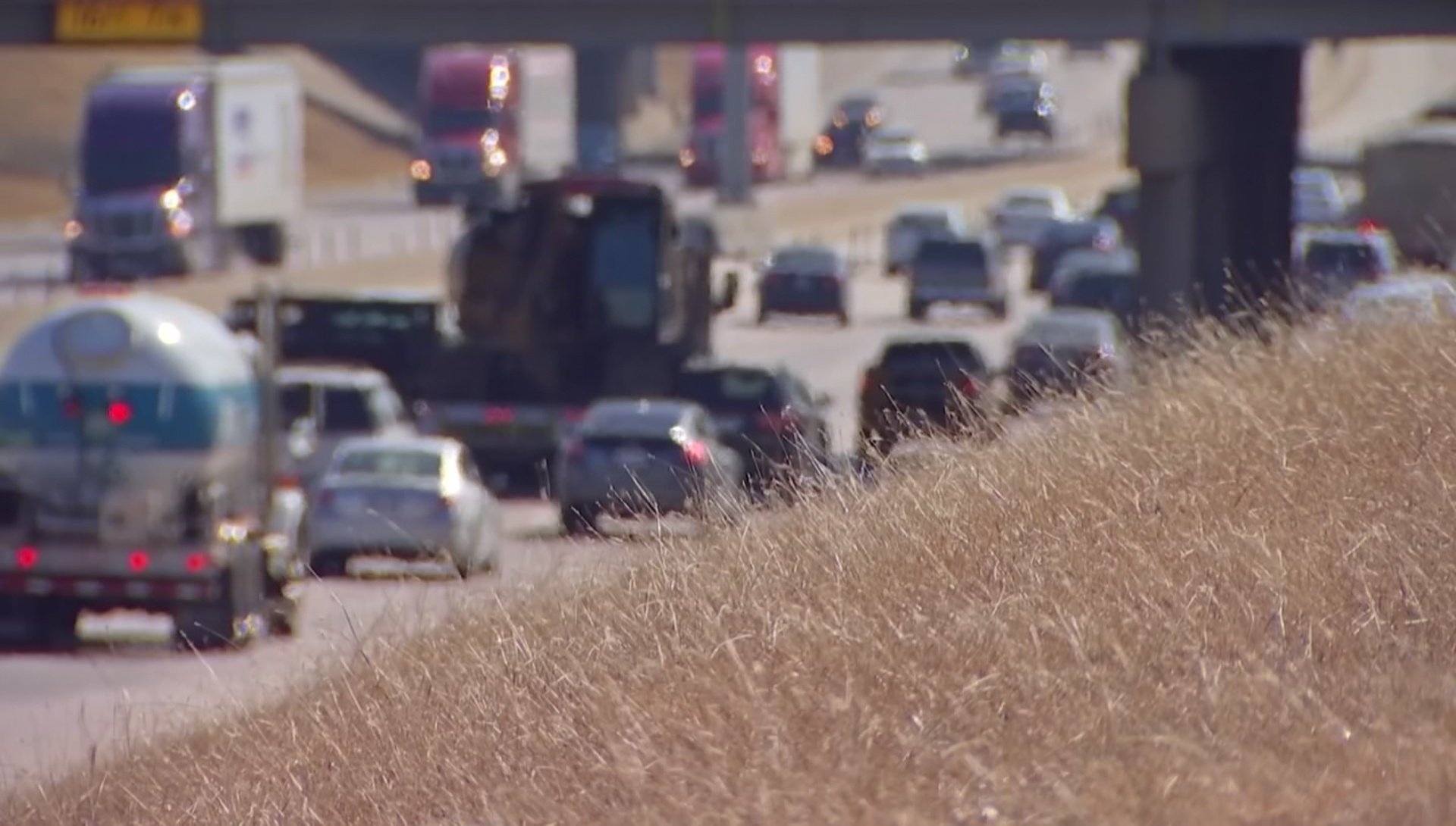 Blowing dust, gusty winds could impact evening commute in Chicago area – NBC Chicago - Vimarsana News