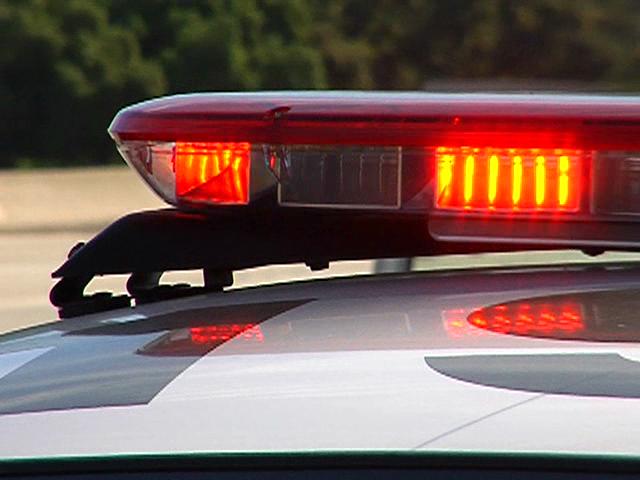 14-year-old and 15-year-old shot in broad daylight in Chicago, police say