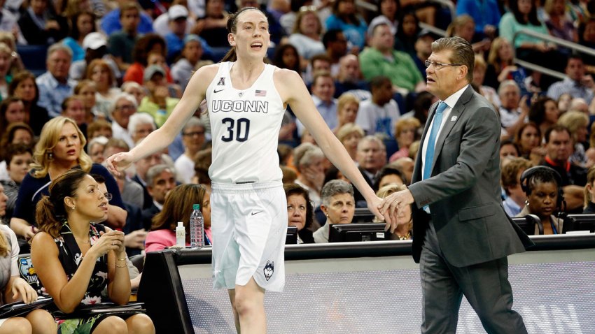 Geno Auriemma Breanna Stewart