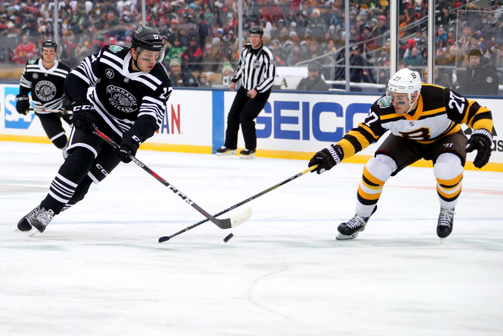 2019 Winter Classic: Blackhawks lose to Bruins, but the charge is worth  watching - Chicago Sun-Times