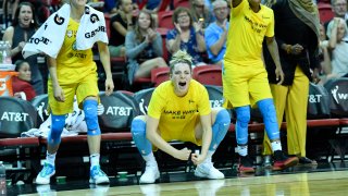 LAS VEGAS, NV – SEPTEMBER 15: Chicago Sky bench reacts to play against the Las Vegas Aces on September 15, 2019 at the Mandalay Bay Events Center in Las Vegas, Nevada. NOTE TO USER: User expressly acknowledges and agrees that, by downloading and or using this photograph, User is consenting to the terms and conditions of the Getty Images License Agreement. Mandatory Copyright Notice: Copyright 2019 NBAE (Photo by Jeff Bottari/NBAE via Getty Images)