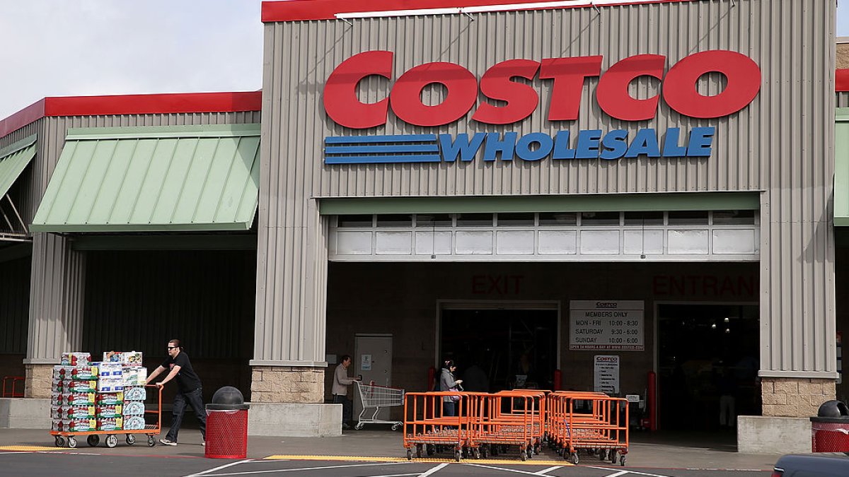 Costco announces major change to hours for some members