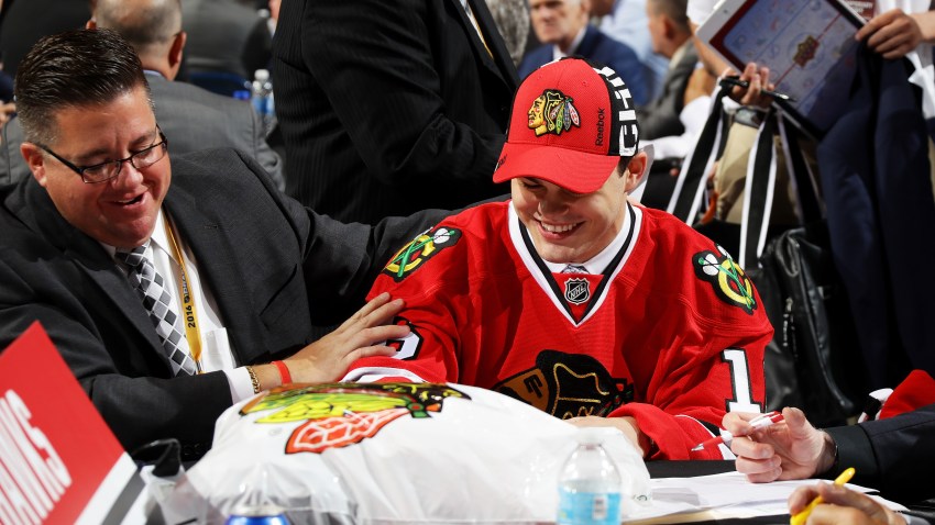 648415921CH00083_2016_NHL_D