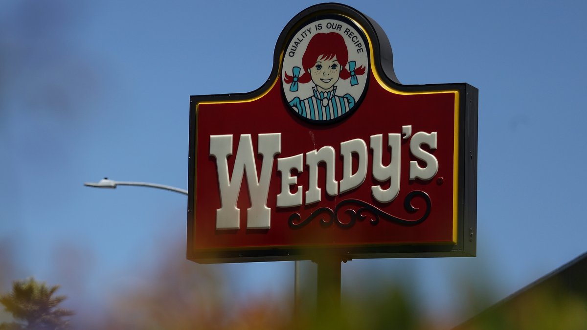 Wendy's to close hundreds of US restaurants in 2026