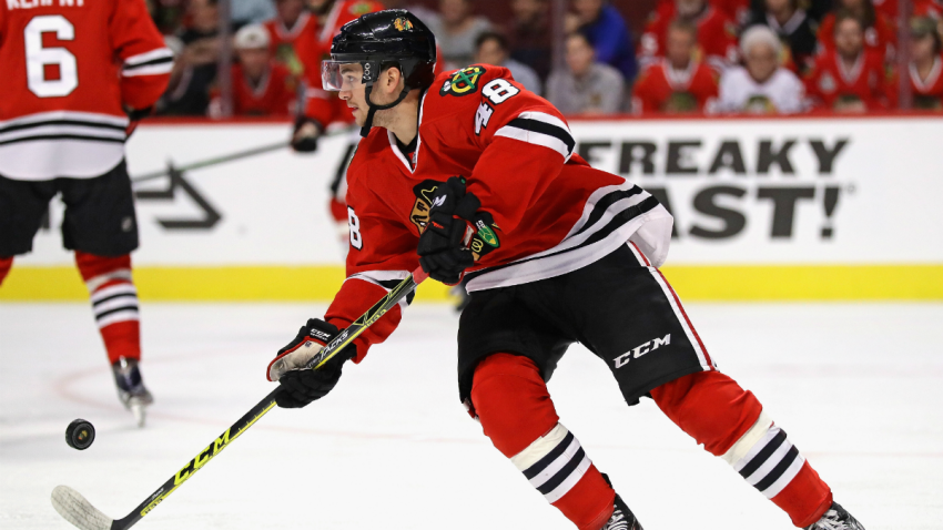 12/14/17 - Wingels, Hinostroza Make Illinois Proud