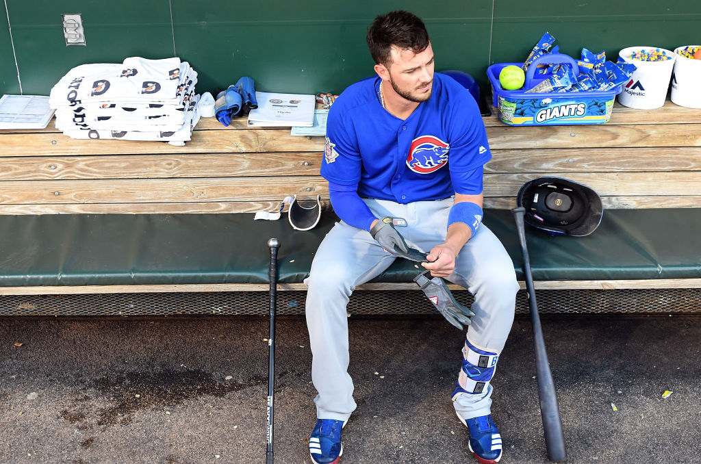 Cubs avoid salary arbitration with a trio of stars who struggled