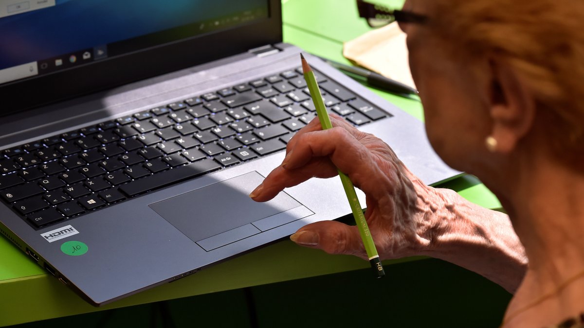 New warning issued as scammers target senior citizens, aiming to steal their ‘life savings'